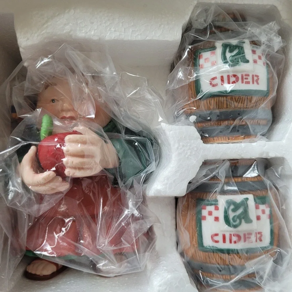 Department 56 MerryMakers 